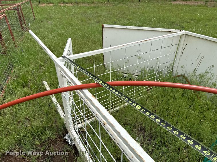 image for item EJ8707 Livestock equipment