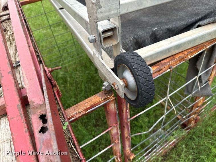 image for item EJ8707 Livestock equipment