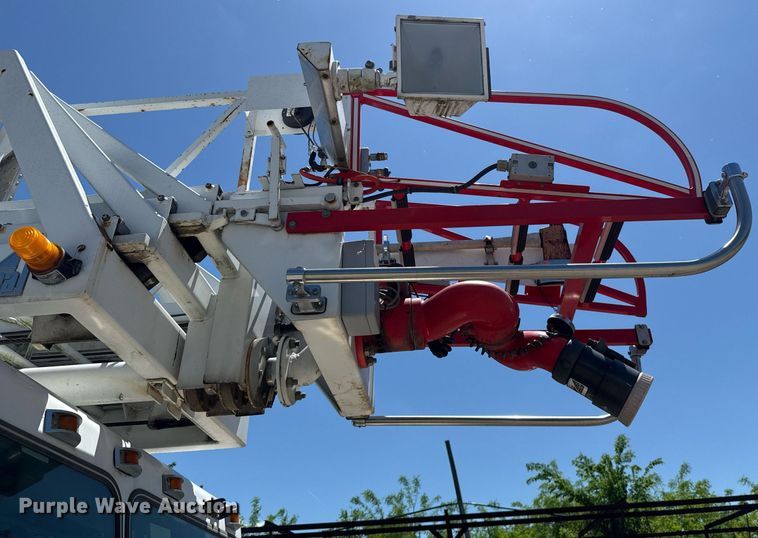 image for item EJ8709 1995 Spartan Gladiator ladder fire truck