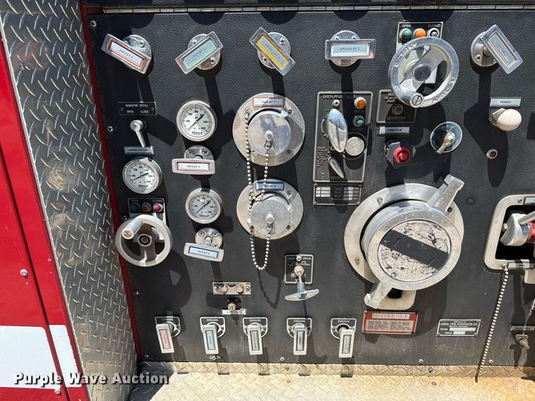 image for item EJ8709 1995 Spartan Gladiator ladder fire truck