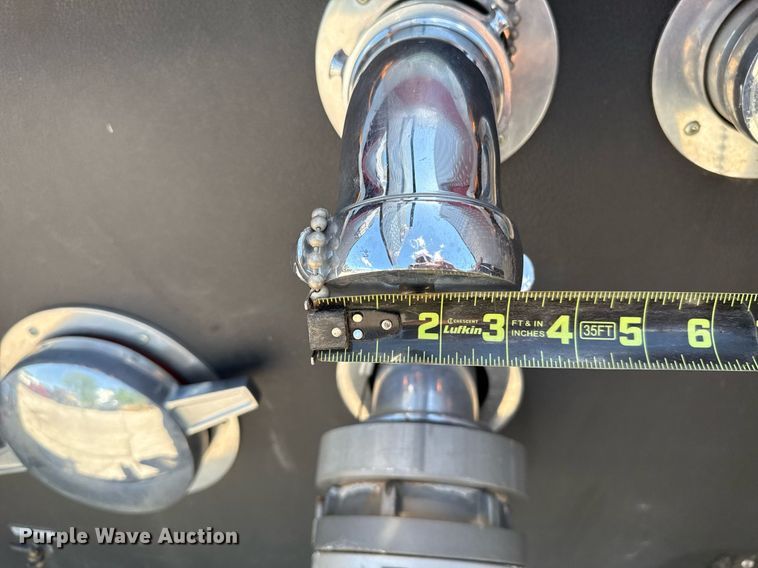 image for item EJ8709 1995 Spartan Gladiator ladder fire truck