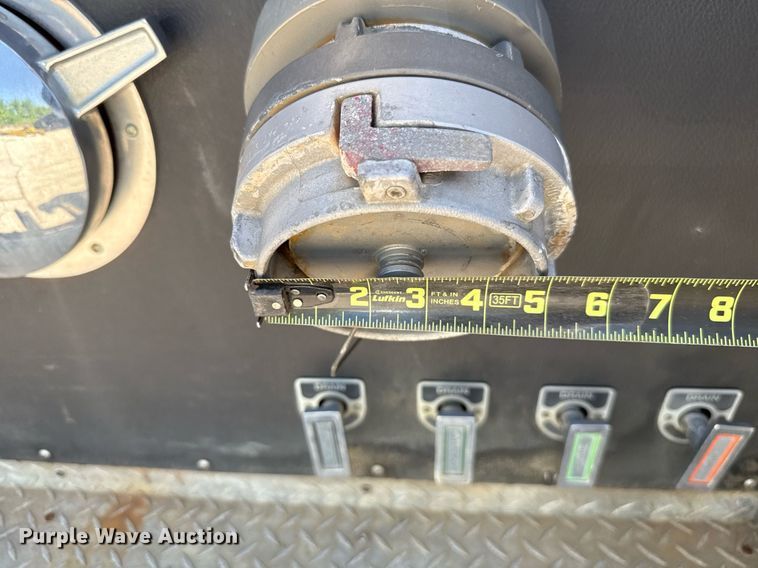 image for item EJ8709 1995 Spartan Gladiator ladder fire truck