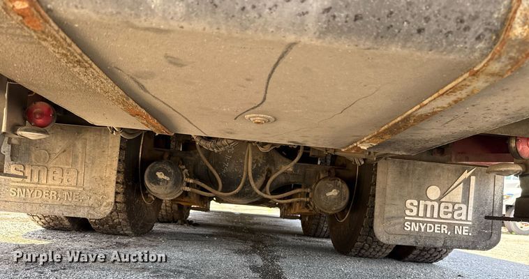 image for item EJ8709 1995 Spartan Gladiator ladder fire truck