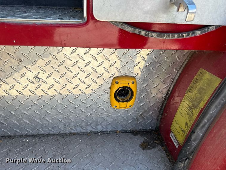 image for item EJ8709 1995 Spartan Gladiator ladder fire truck