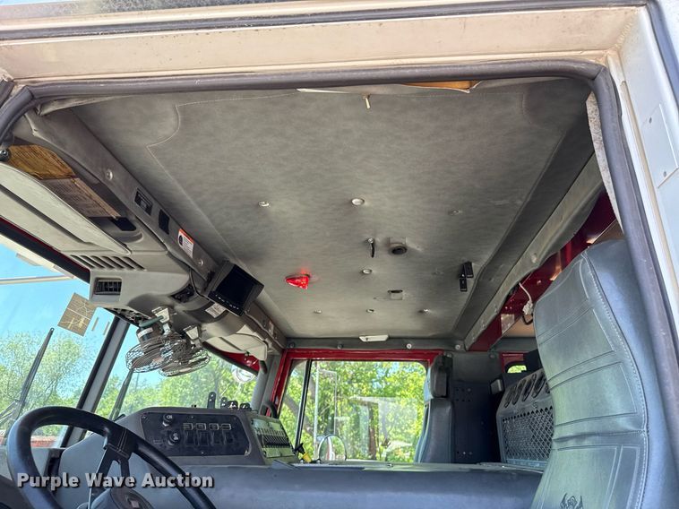 image for item EJ8709 1995 Spartan Gladiator ladder fire truck