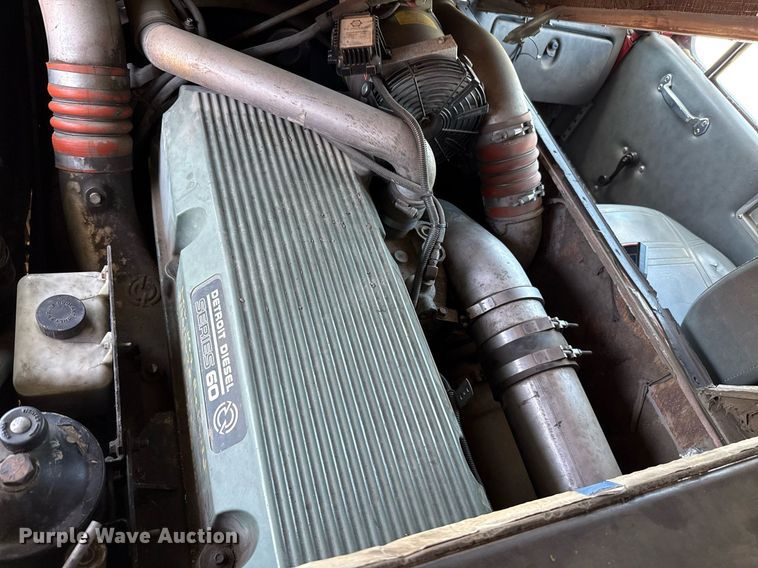 image for item EJ8709 1995 Spartan Gladiator ladder fire truck