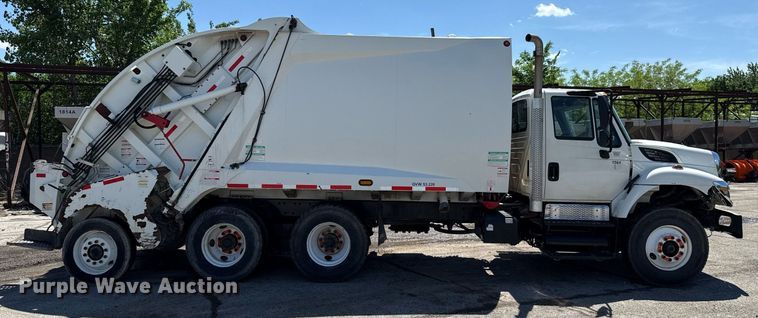 image for item EJ8710 2016 International 7400 refuse truck