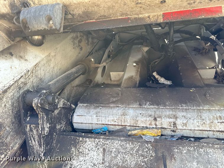 image for item EJ8710 2016 International 7400 refuse truck