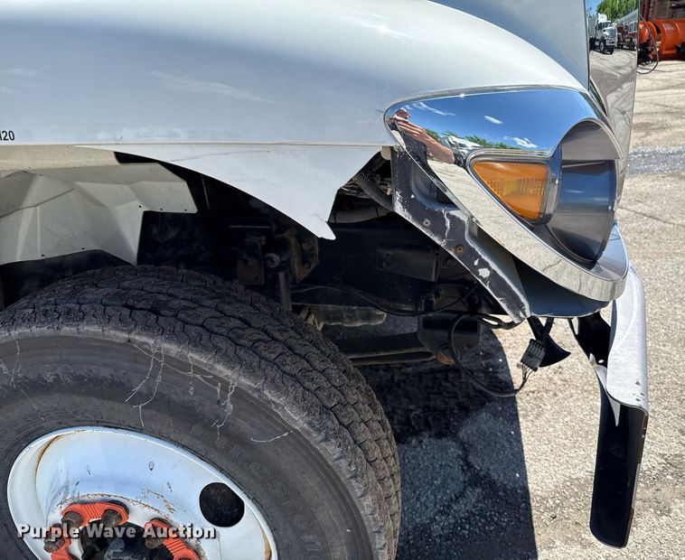 image for item EJ8710 2016 International 7400 refuse truck