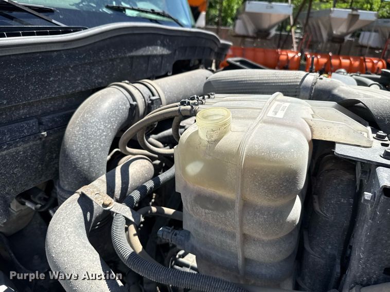 image for item EJ8710 2016 International 7400 refuse truck