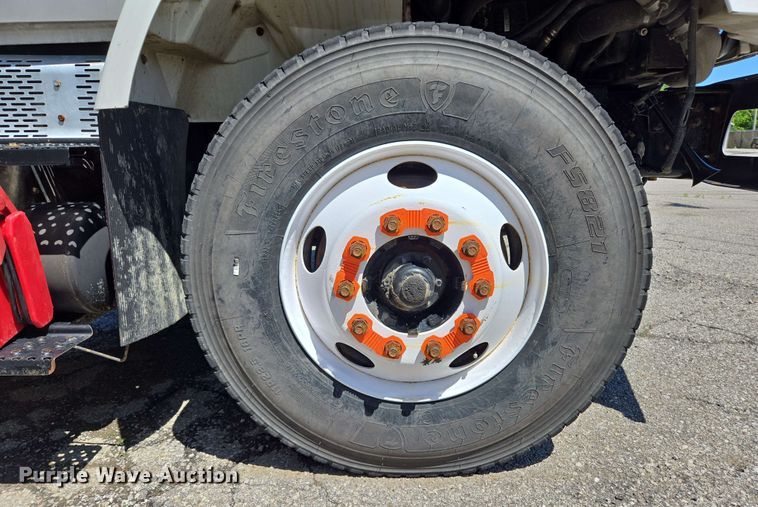 image for item EJ8712 2016 International 7400 refuse truck