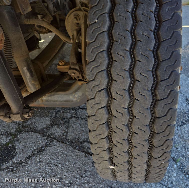 image for item EJ8712 2016 International 7400 refuse truck