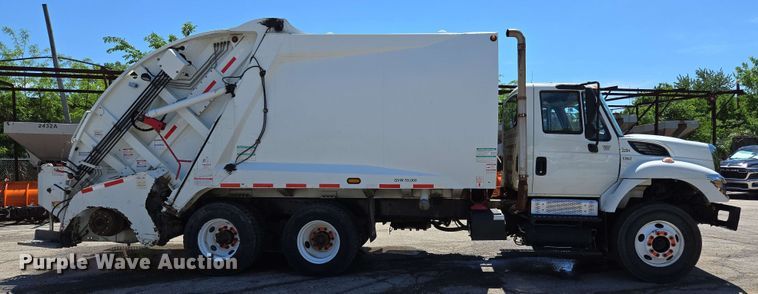 image for item EJ8713 2016 International 7400 refuse truck