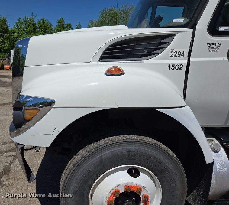 image for item EJ8713 2016 International 7400 refuse truck