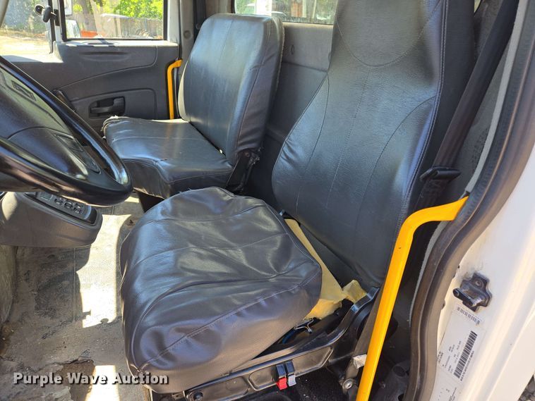 image for item EJ8713 2016 International 7400 refuse truck