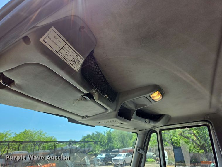 image for item EJ8713 2016 International 7400 refuse truck