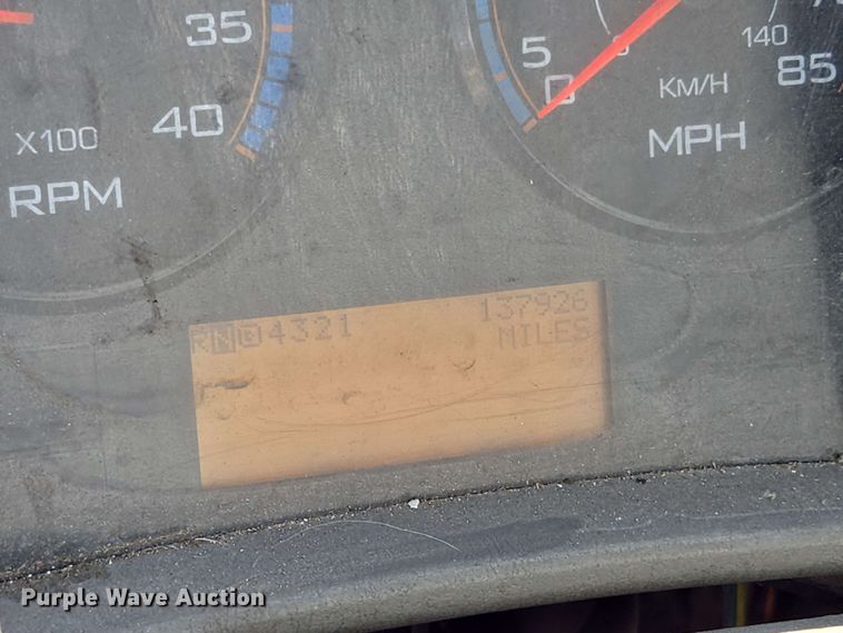 image for item EJ8713 2016 International 7400 refuse truck