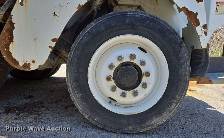 image for item EJ8714 2016 International 7400 refuse truck