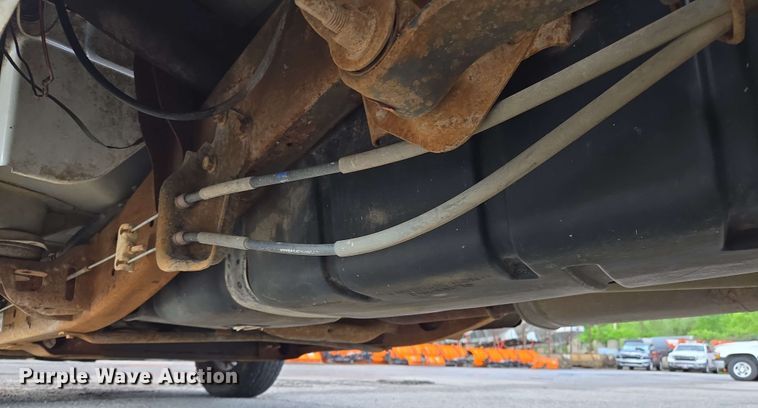 image for item EJ8715 2003 GMC Sierra 1500 pickup truck