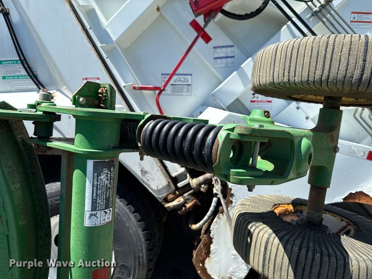 image for item EJ8716 John Deere HX15 batwing rotary mower