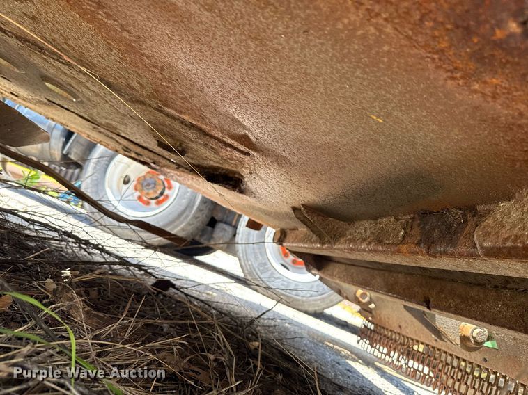 image for item EJ8716 John Deere HX15 batwing rotary mower