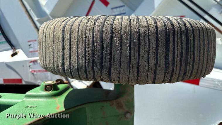 image for item EJ8716 John Deere HX15 batwing rotary mower