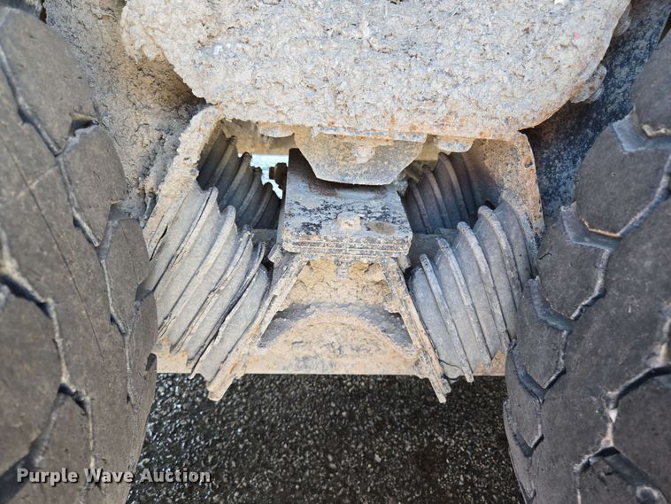 image for item EJ8717 2008 International 7400 dump truck