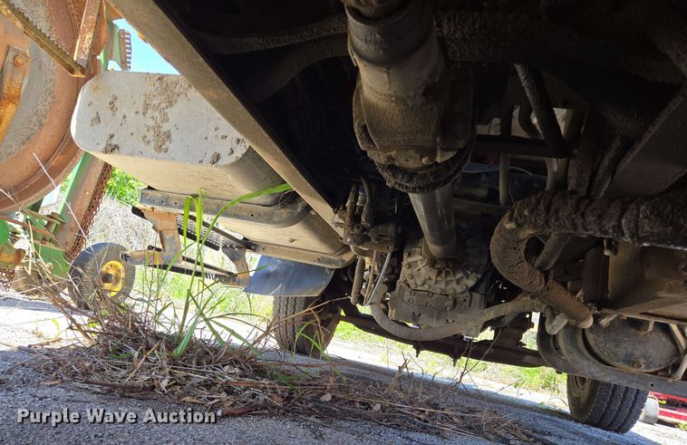 image for item EJ8717 2008 International 7400 dump truck