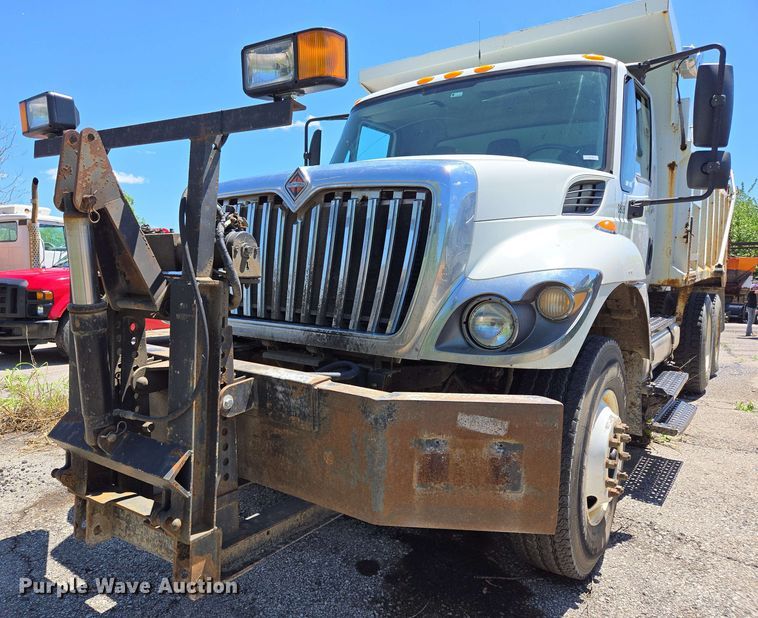 image for item EJ8717 2008 International 7400 dump truck