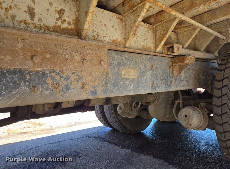 image for item EJ8717 2008 International 7400 dump truck