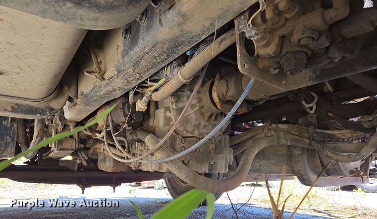 image for item EJ8717 2008 International 7400 dump truck