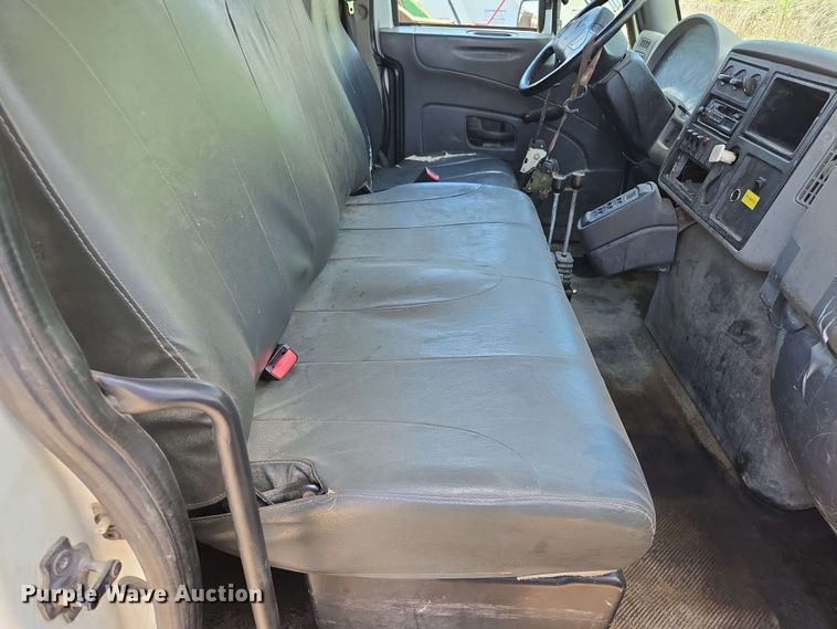 image for item EJ8717 2008 International 7400 dump truck