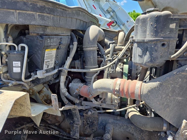 image for item EJ8717 2008 International 7400 dump truck