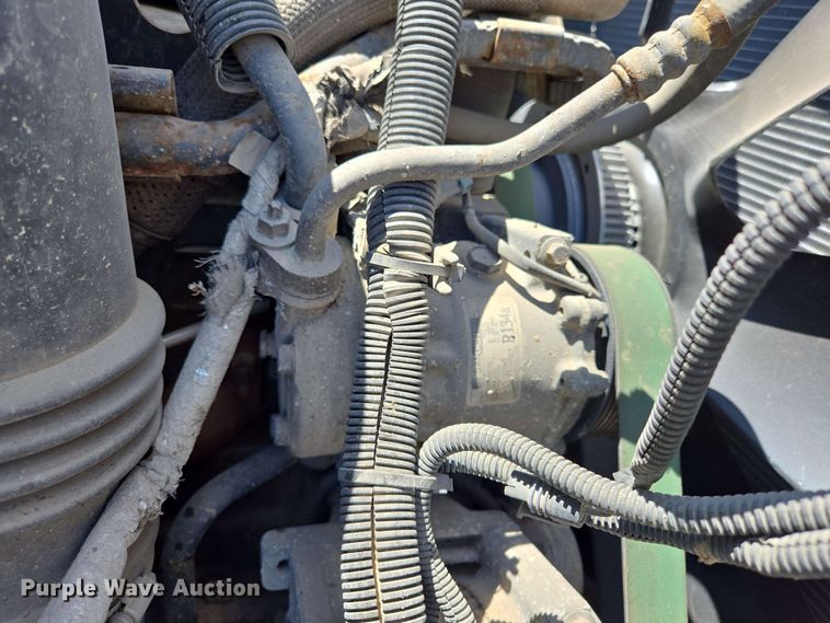 image for item EJ8717 2008 International 7400 dump truck