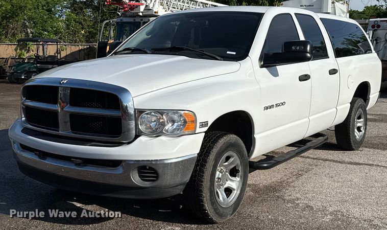 image for item EJ8720 2005 Dodge Ram 1500 Quad Cab pickup truck