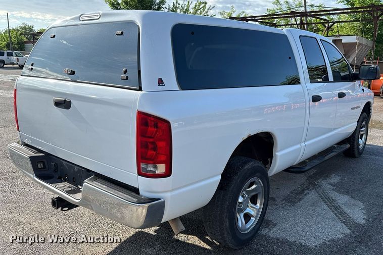 image for item EJ8720 2005 Dodge Ram 1500 Quad Cab pickup truck