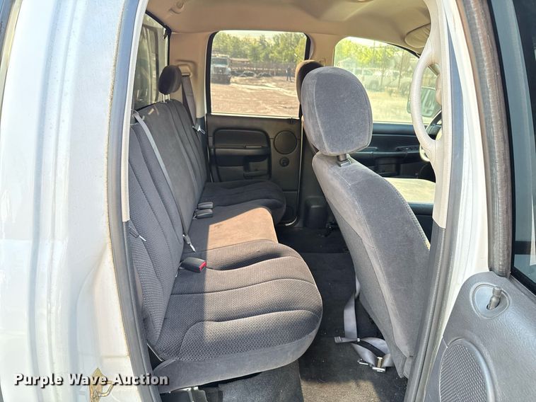 image for item EJ8720 2005 Dodge Ram 1500 Quad Cab pickup truck