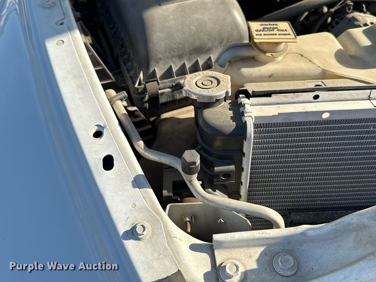 image for item EJ8720 2005 Dodge Ram 1500 Quad Cab pickup truck