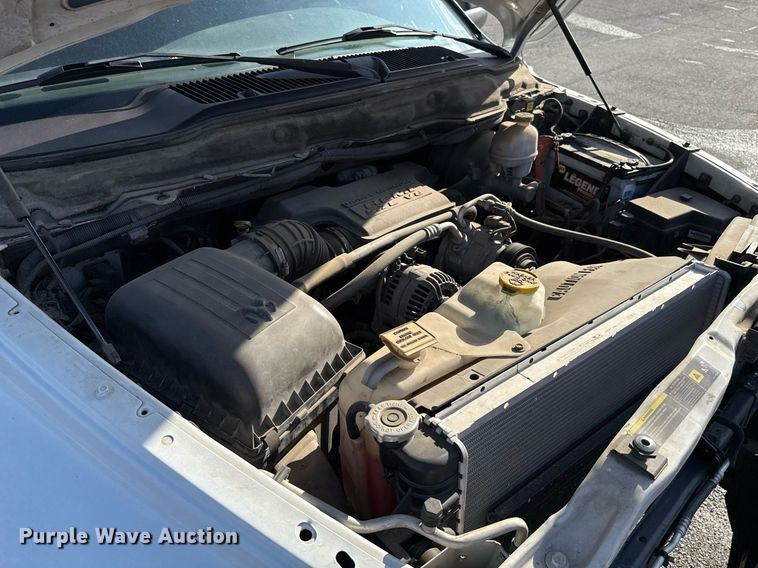 image for item EJ8720 2005 Dodge Ram 1500 Quad Cab pickup truck