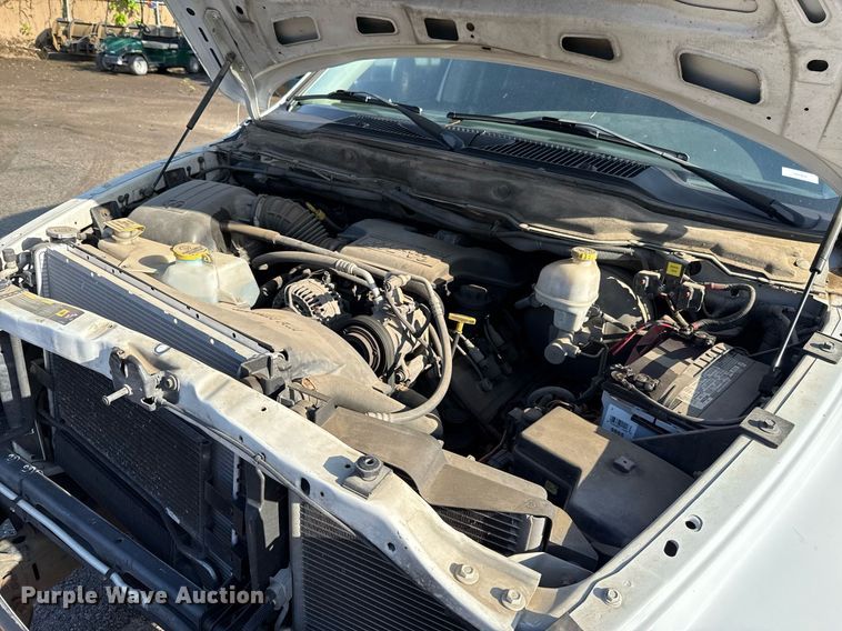 image for item EJ8720 2005 Dodge Ram 1500 Quad Cab pickup truck