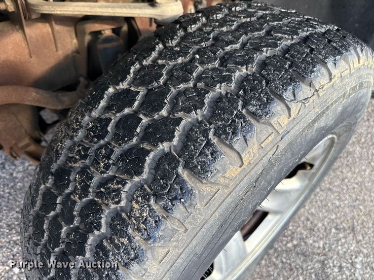 image for item EJ8720 2005 Dodge Ram 1500 Quad Cab pickup truck