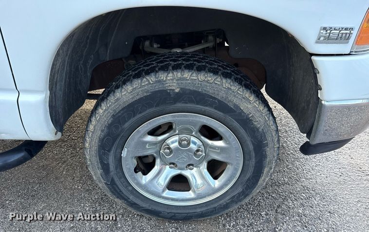 image for item EJ8720 2005 Dodge Ram 1500 Quad Cab pickup truck