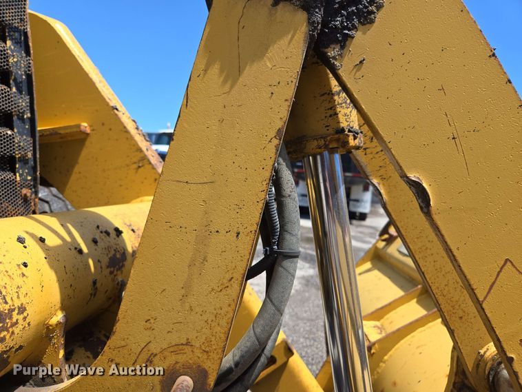 image for item EJ8721 2004 Caterpillar 416D backhoe