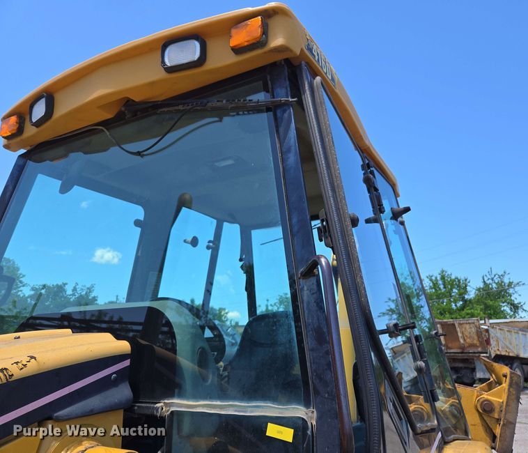 image for item EJ8721 2004 Caterpillar 416D backhoe