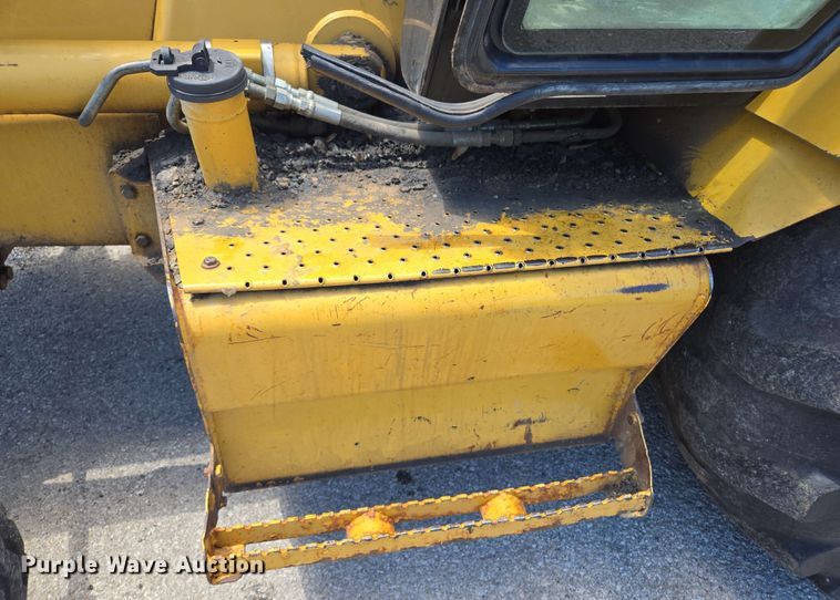 image for item EJ8721 2004 Caterpillar 416D backhoe