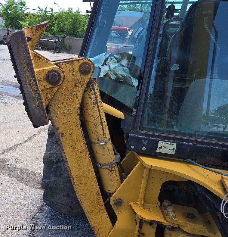 image for item EJ8721 2004 Caterpillar 416D backhoe