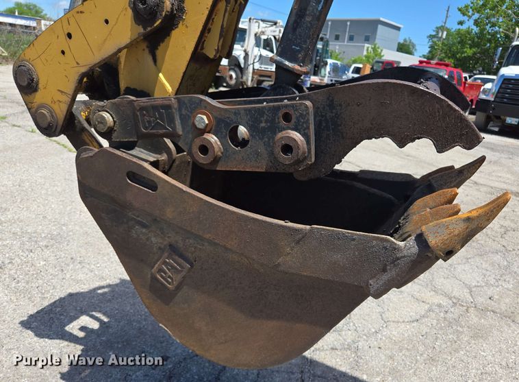 image for item EJ8721 2004 Caterpillar 416D backhoe