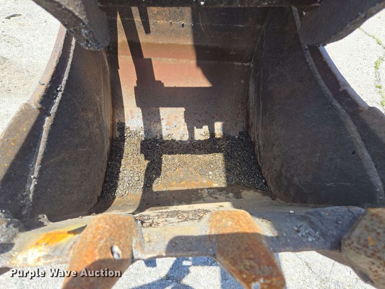 image for item EJ8721 2004 Caterpillar 416D backhoe