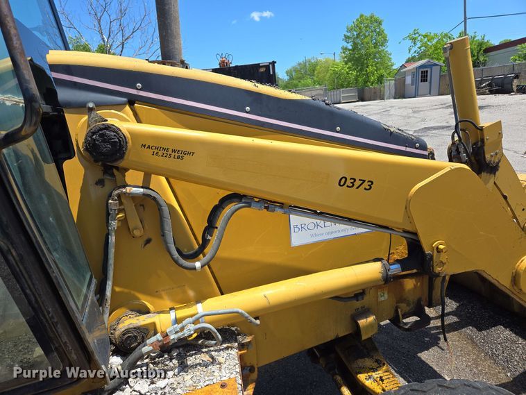 image for item EJ8721 2004 Caterpillar 416D backhoe