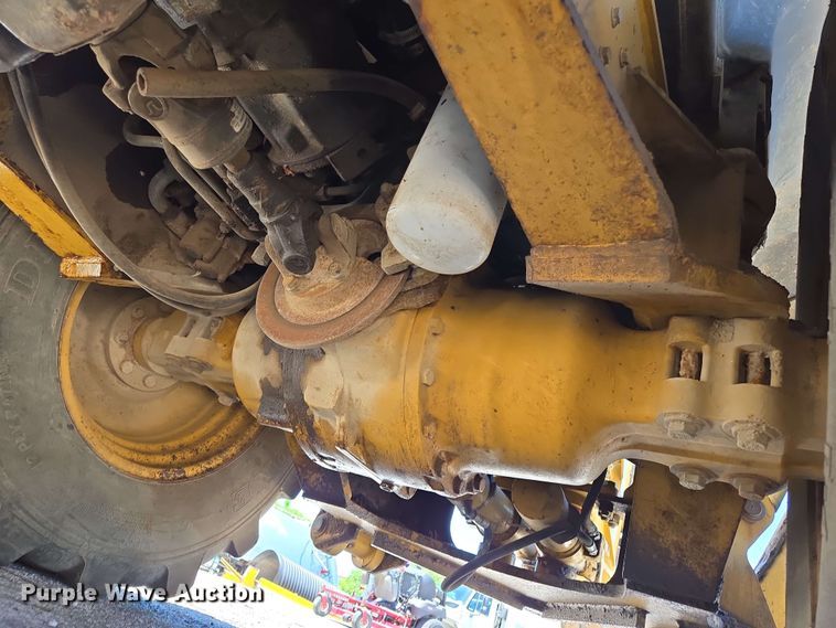 image for item EJ8721 2004 Caterpillar 416D backhoe